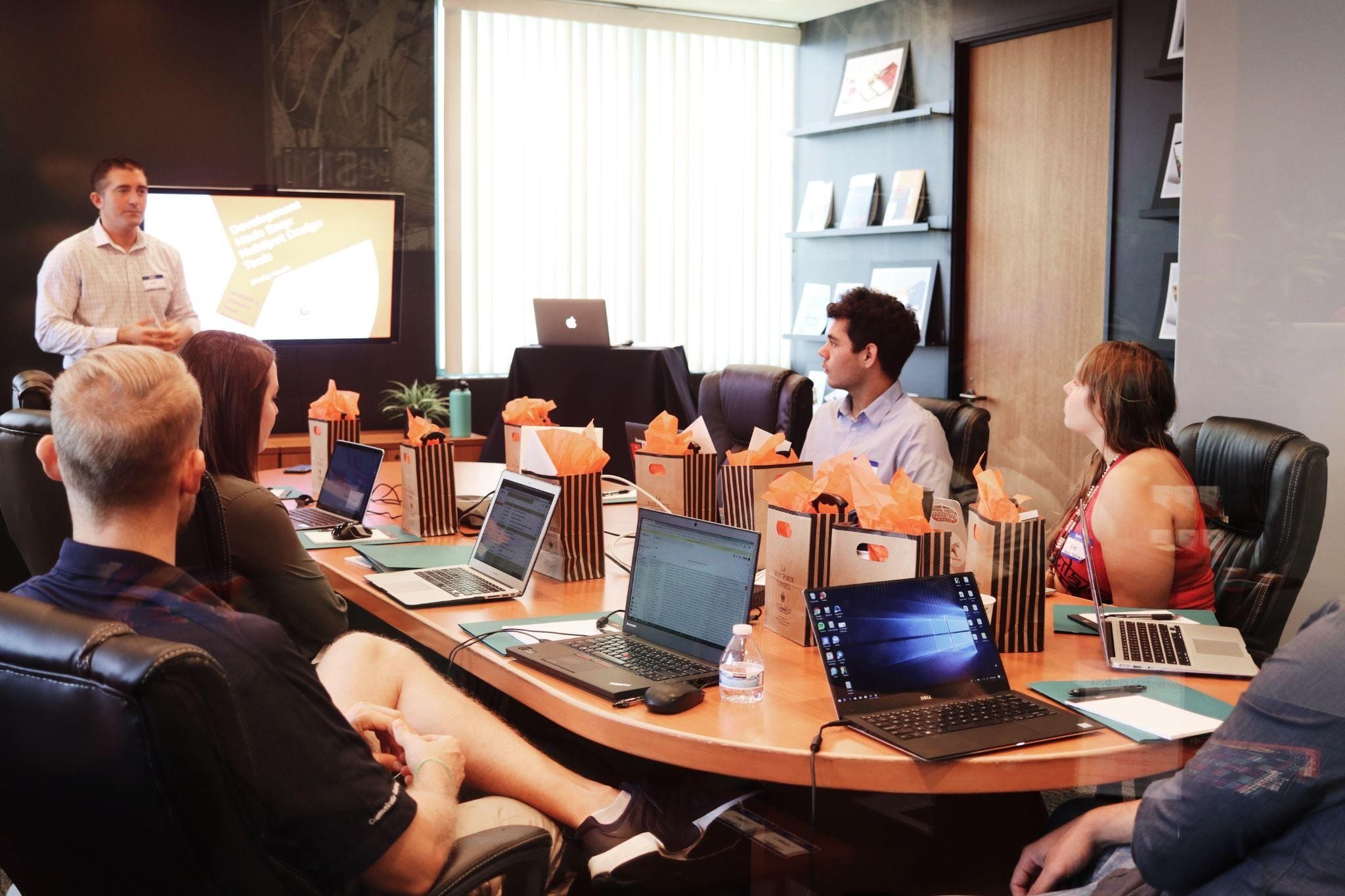 how to capitalize customer review
