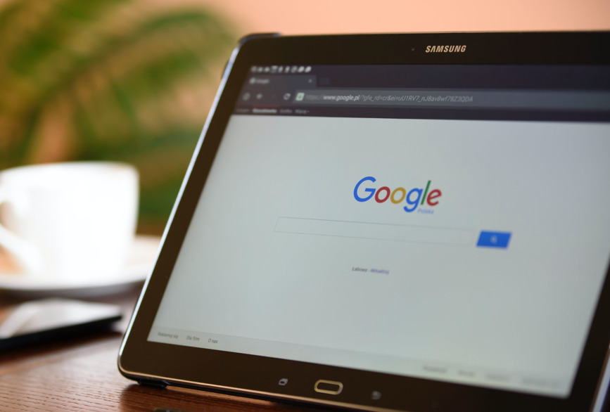 Google November 2023 Reviews Update: Rolled Out
